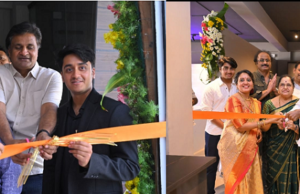 Lecco Cucina new showroom in JP Nagar impresses home-grown cricket legend Javagal Srinath