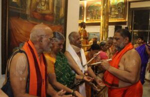 ಮಂತ್ರಾಲಯ ಪರಮ ಪೂಜ್ಯ ಶ್ರೀ108 ಶ್ರೀಸುಬುಧೇಂದ್ರತೀರ್ಥ ಶ್ರೀಗಳಿಂದ ಸಹಸ್ರಾರು ಶಿಷ್ಯ ಭಕ್ತರಿಗೆ ತಪ್ತ ಮುದ್ರಾಧಾರಣೆ”