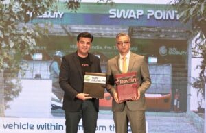 Revfin Accelerates EV Expansion with Takeover of 15,000 Vehicles operating on SUN Mobility’s Platform