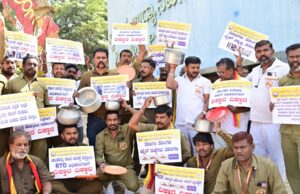 ಅನಧಿಕೃತ ರಾಪಿಡೋ, ಓಲಾ, ಉಬರ್, ಗೂಡ್ಸ್ ಪೋರ್ಟಲ್ ಗಳ ವಿರುದ್ಧ ಚಾಲಕ ಸಂಘಟನೆಗಳ ಆಕ್ರೋಶ : ಖಾಲಿ ತಪ್ಪಲೆ, ತಟ್ಟೆಗಳನ್ನು ಹಿಡಿದು ವಿನೂತನ ಪ್ರತಿಭಟನೆ