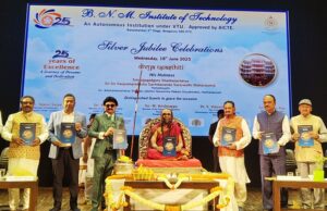 People Should Maintain a Rich Heart: Swayam Prakash Sachidananda Saraswati