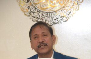 ತಾಯಿಯ ಕನಸನ್ನು ಮಗ ನನಸಾಗಿಸಿದ: ಕೆ.ಜಿ.ಎಫ್. ಬಾಬು 400 ಕೋಟಿ ರೂ.ಗಳಲ್ಲಿ ಬಡವರಿಗೆ ಮನೆಗಳನ್ನು ನಿರ್ಮಿಸುತ್ತಿದ್ದಾರೆ