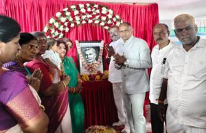 ಕರ್ನಾಟಕ ಪರೈಯರ್ ಸಂಘದಿಂದ ಆಚರಿಸಲ್ಪಟ್ಟ ರೆಟ್ಟೈಮಲೈ ಶ್ರೀನಿವಾಸನ್ ಅವರ ಜನ್ಮ ದಿನಾಚರಣೆ